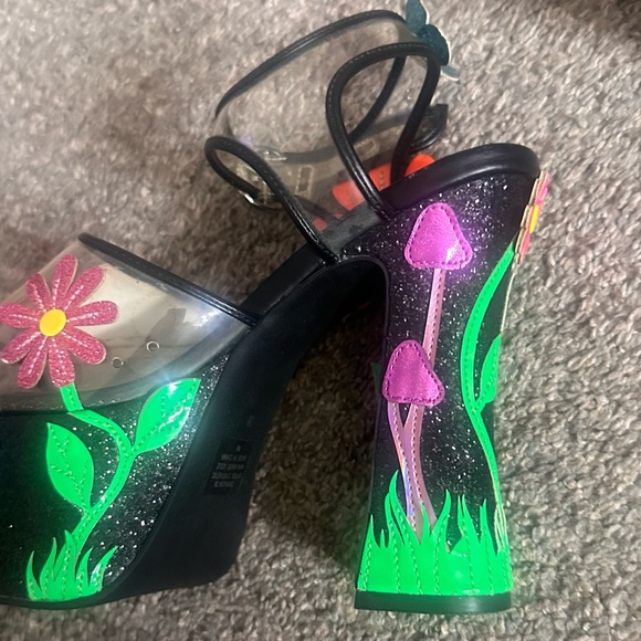 Current Mood X Dolls Kill “Fantasia Garden” Platform Sandals - Picture 13 of 16